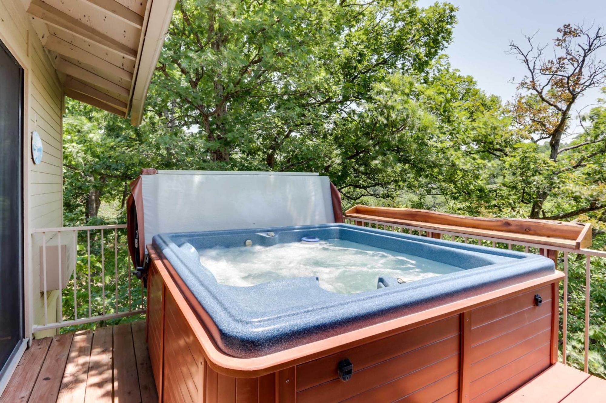 Margaritaville Resort Retreat With Hot Tub And Deck โอเซจบีช ภายนอก รูปภาพ
